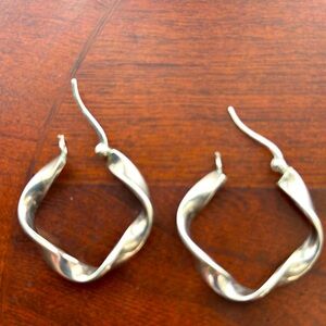 Sterling Silver 925 Twisted Hoop Earring